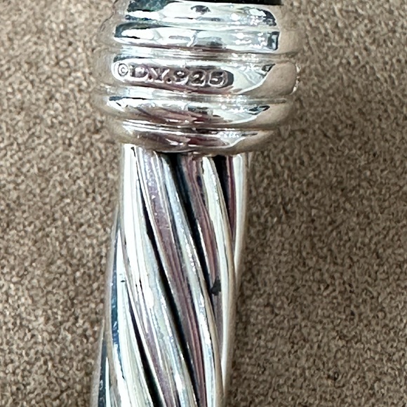 Authentic David Yurman 7mm diamond/black Onyx cabochon bangle bracelet - Picture 6 of 6